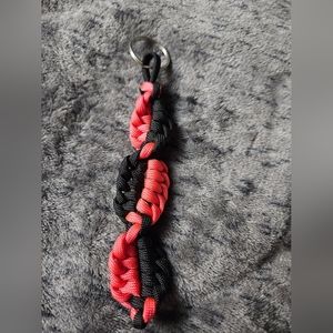 Paracord Keychain Pink Black‎